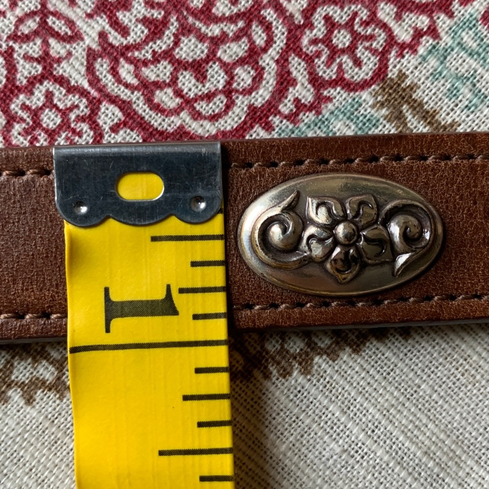 Brown Leather Western-Style Belt with Decorative Silver Hardware - Picture 10 of 15